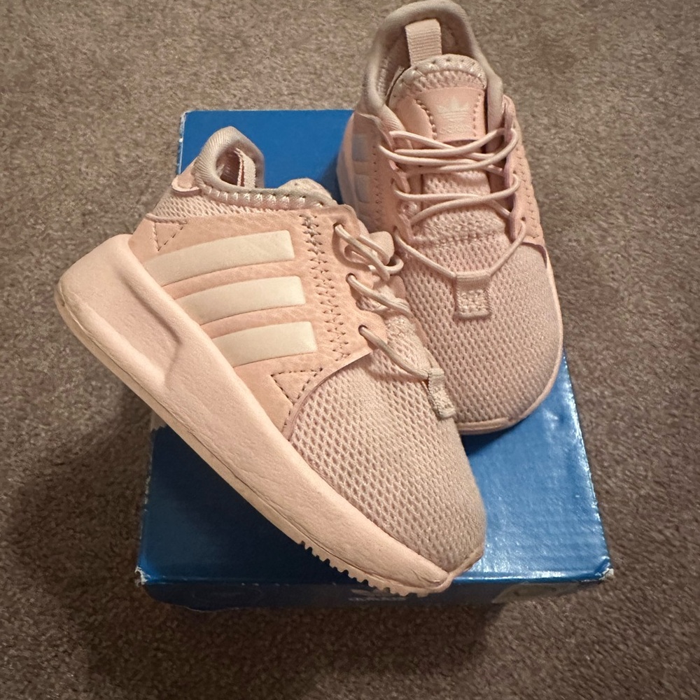 4C pink baby girl adidas sneakers